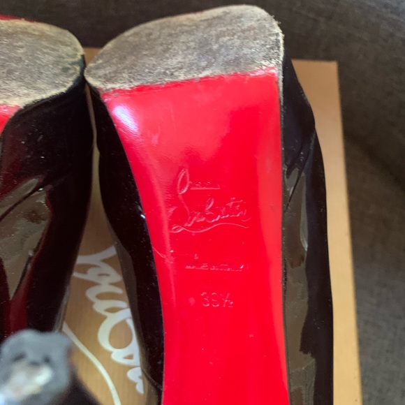 Louboutin Bianca Patent Leather Heels - Picture 13 of 14